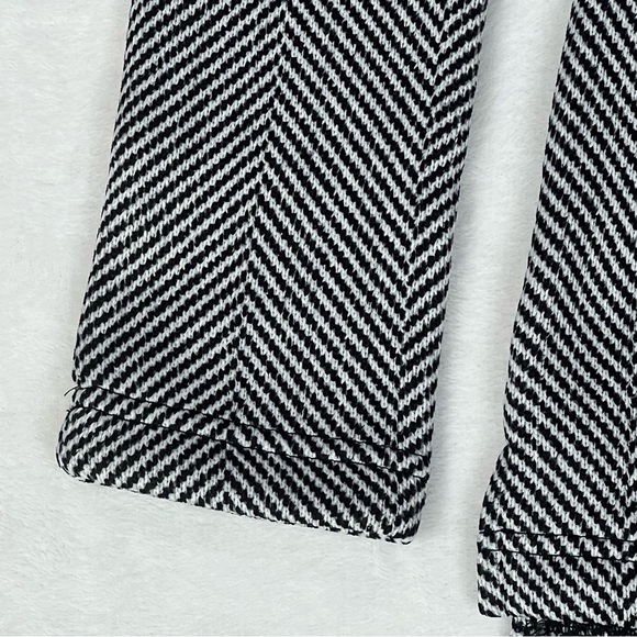 J. Crew XXS  Long Sleeve Funnelneck Pullover Black White Herringbone Turtleneck - Picture 6 of 7